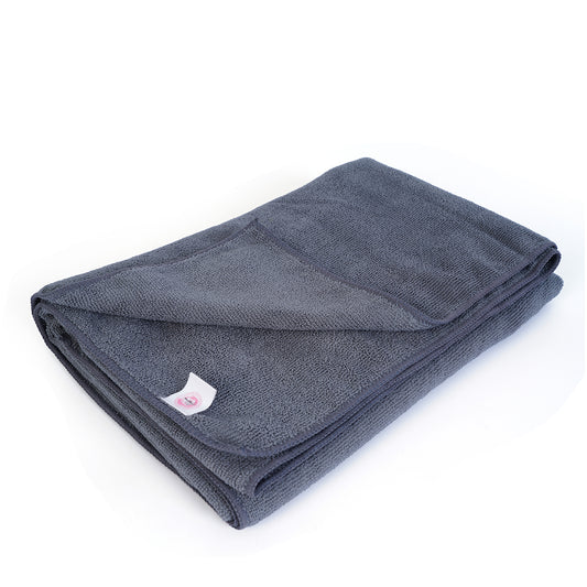 Korynza Quick-Dry Microfiber Bath Towel - Grey Solid